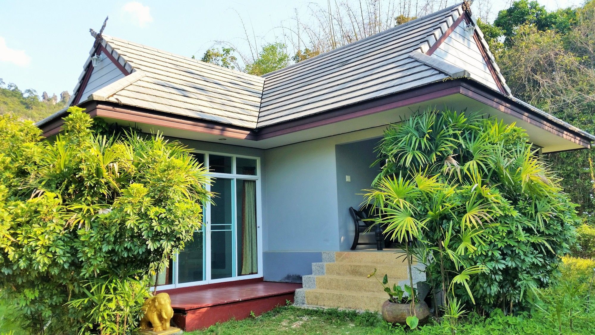Montania Lifestyle Hotel Phanom Buitenkant foto