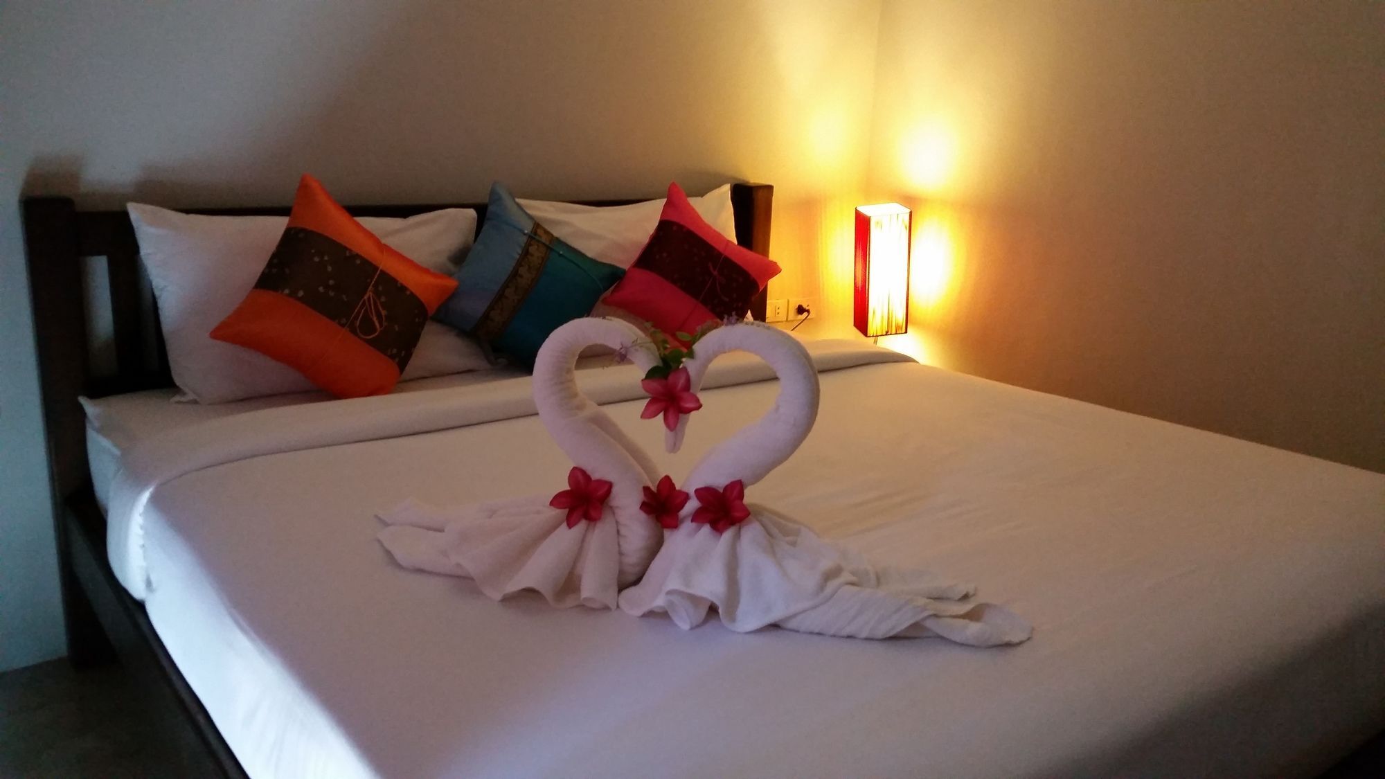 Montania Lifestyle Hotel Phanom Buitenkant foto