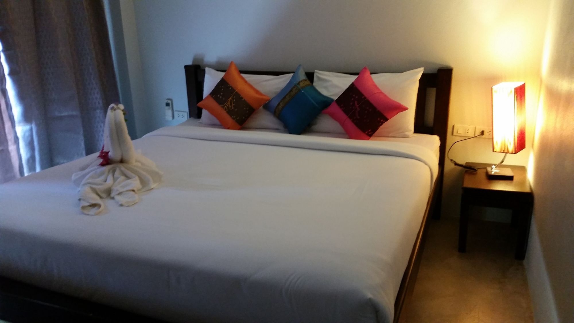Montania Lifestyle Hotel Phanom Buitenkant foto